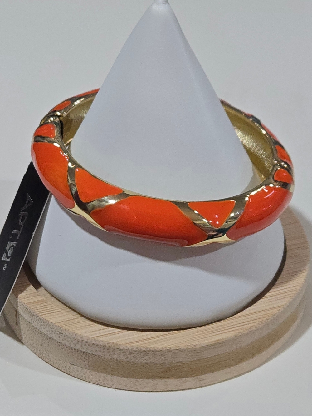 Apt. 9 Art Deco Enamel Hinged Bangle Bracelet – NWT‎